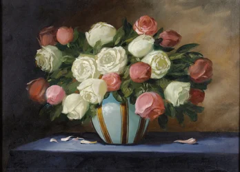 Różowe i białe róże w niebieskim wazonie